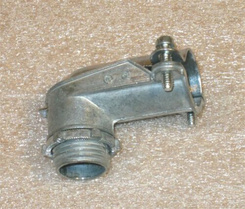 HUBBELL - RACO - 2692 - Squeeze Connector 90 Degree Flex & Armored - E&E Trading