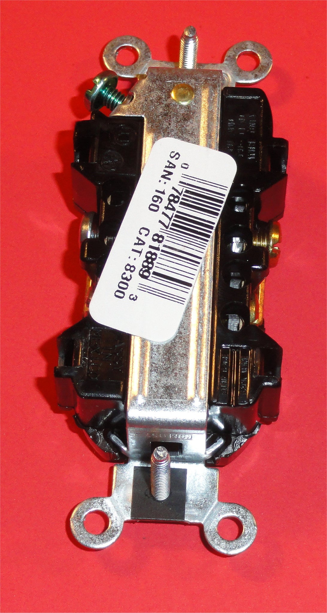 Leviton: 8300-H, 20 Amp, 120 Volt, NEMA 5-20R, 2P, 3W, Hospital Grade - eandetrading.net
